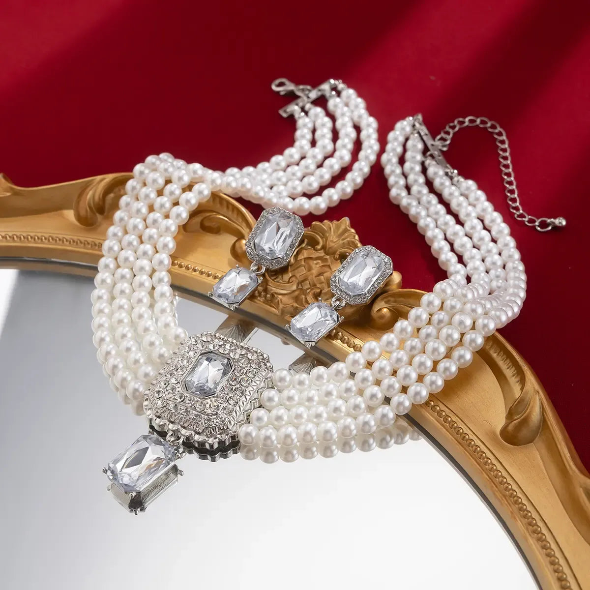 【Necklace + Earrings】2025 New Fashion Imitation Pearl Necklace Multilayer Clavicle Chain Set