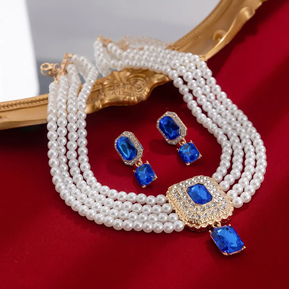 【Necklace + Earrings】2025 New Fashion Imitation Pearl Necklace Multilayer Clavicle Chain Set