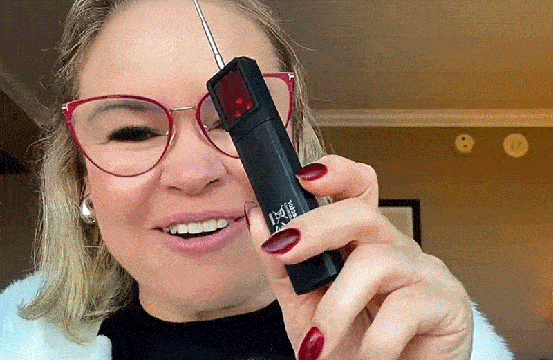 Portable Anti-Spy Camera Detector & RF Signal Scanner